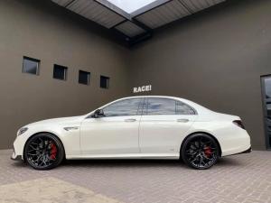 Mercedes-AMG E63 S by Brabus & RACE! on Vossen Wheels 2020 года 